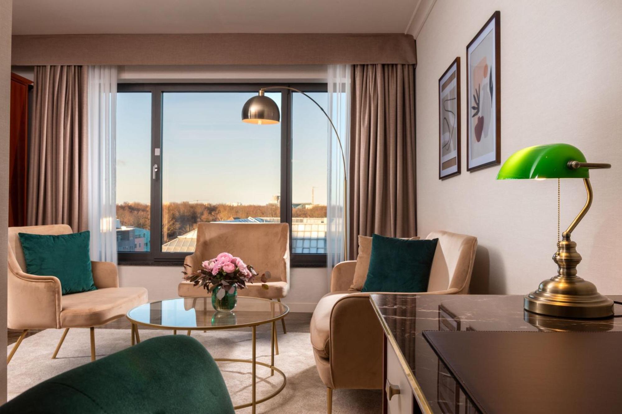 Jw Marriott Hotel 5*